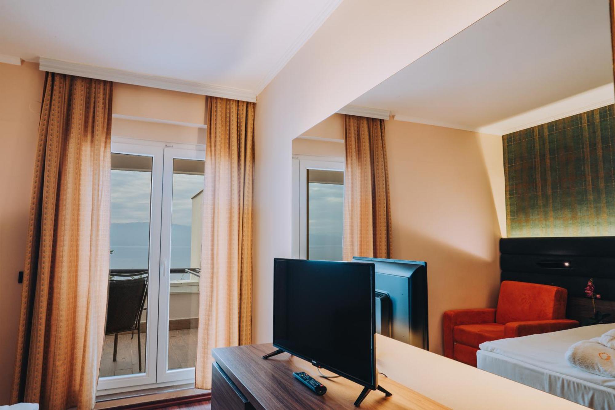 Inex Olgica Hotel&SPA Ohrid Esterno foto